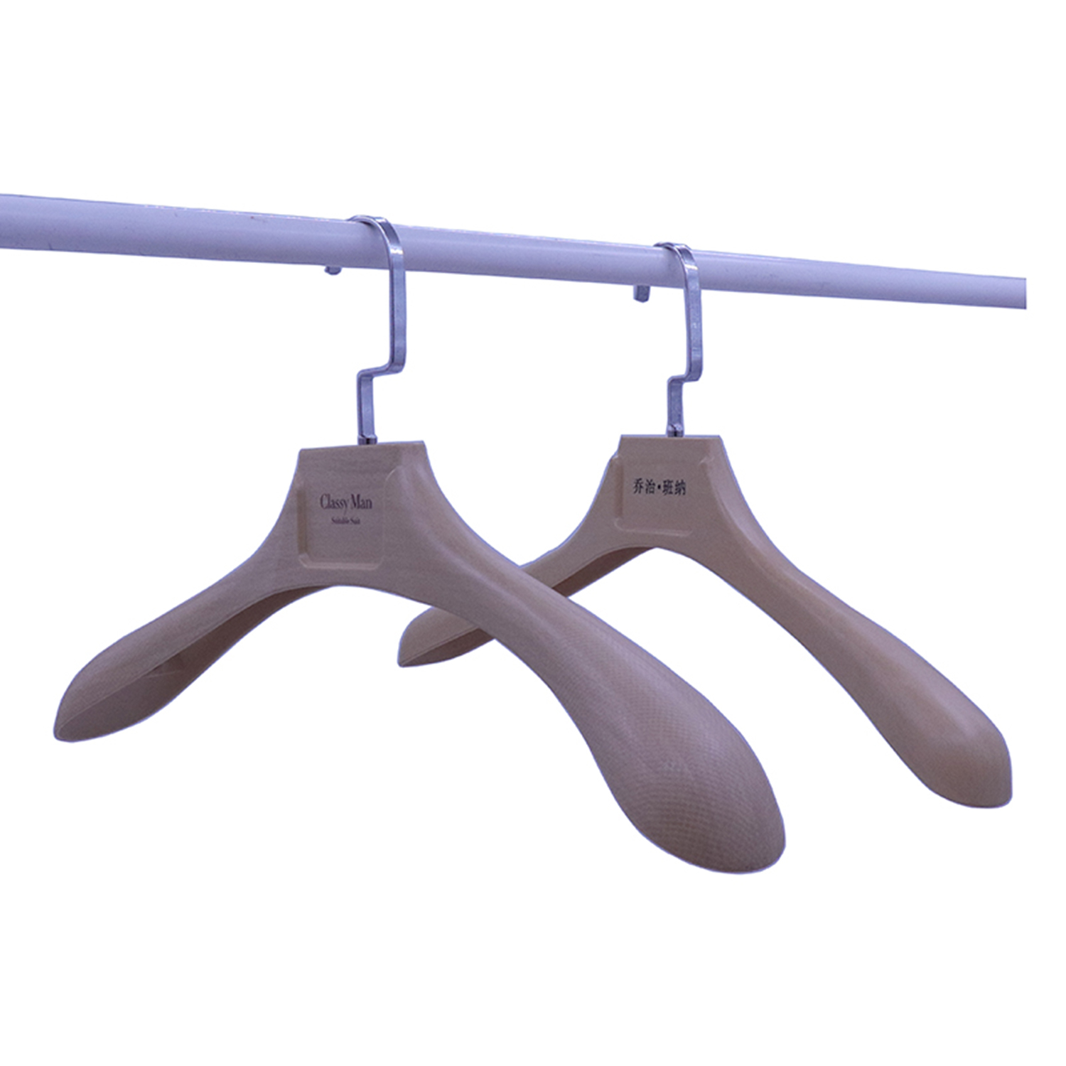 Wide shoulder plastic hanger