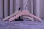 Woman's velvet suit coat hanger with non-slip strip - Afbeelding 6