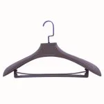 Luxury plastic suit coat hanger – Image 2