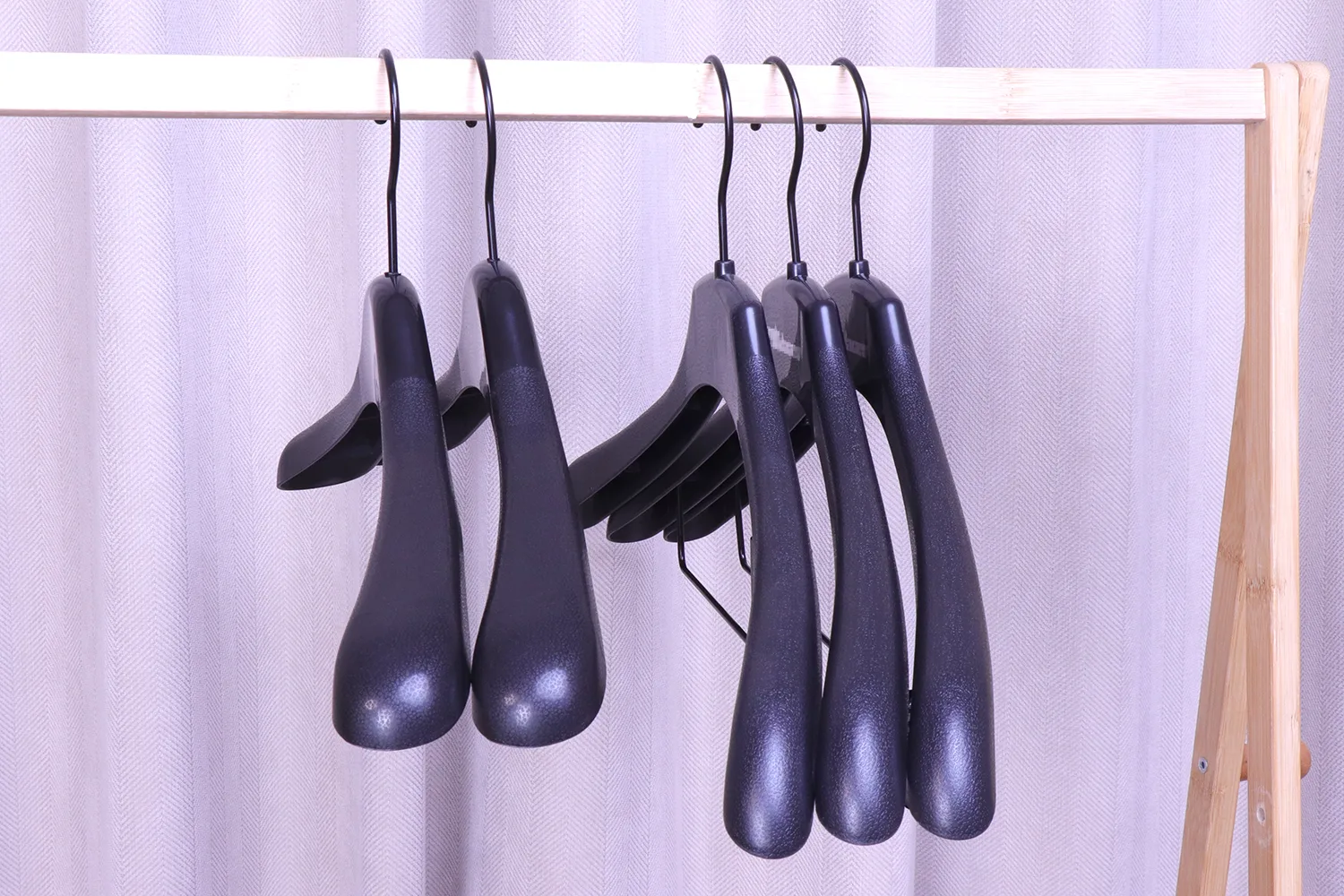 versatile hanger for suits and coats