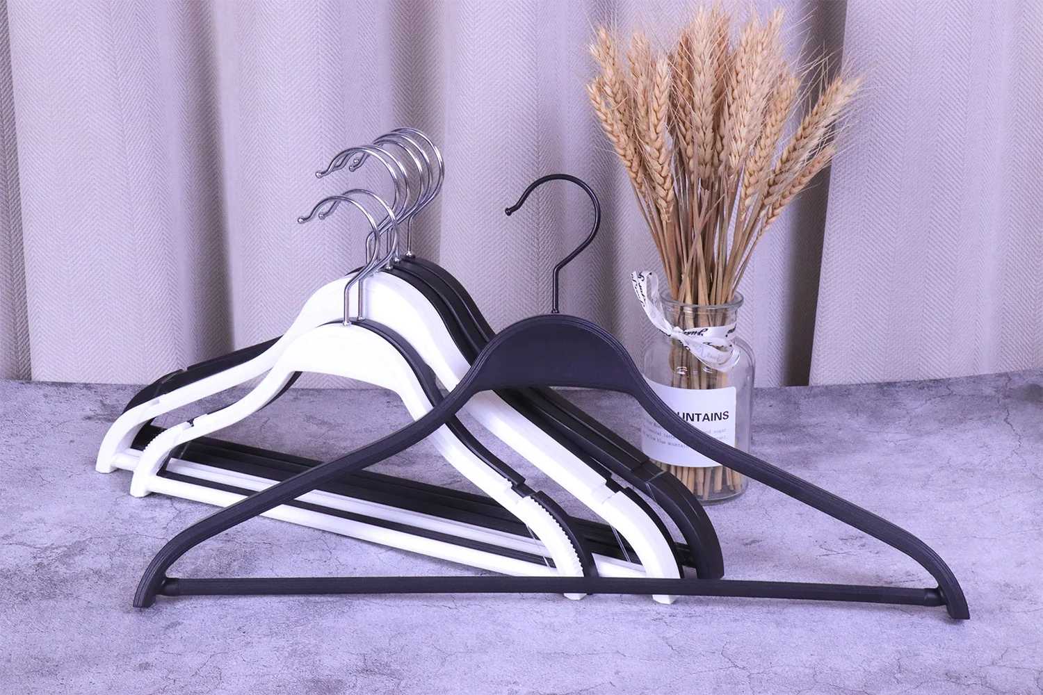 premium black heavyweight plastic hanger for suits