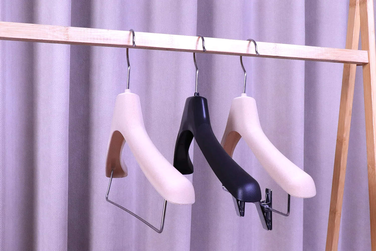 36cm petite hanger with non slip flocked finish
