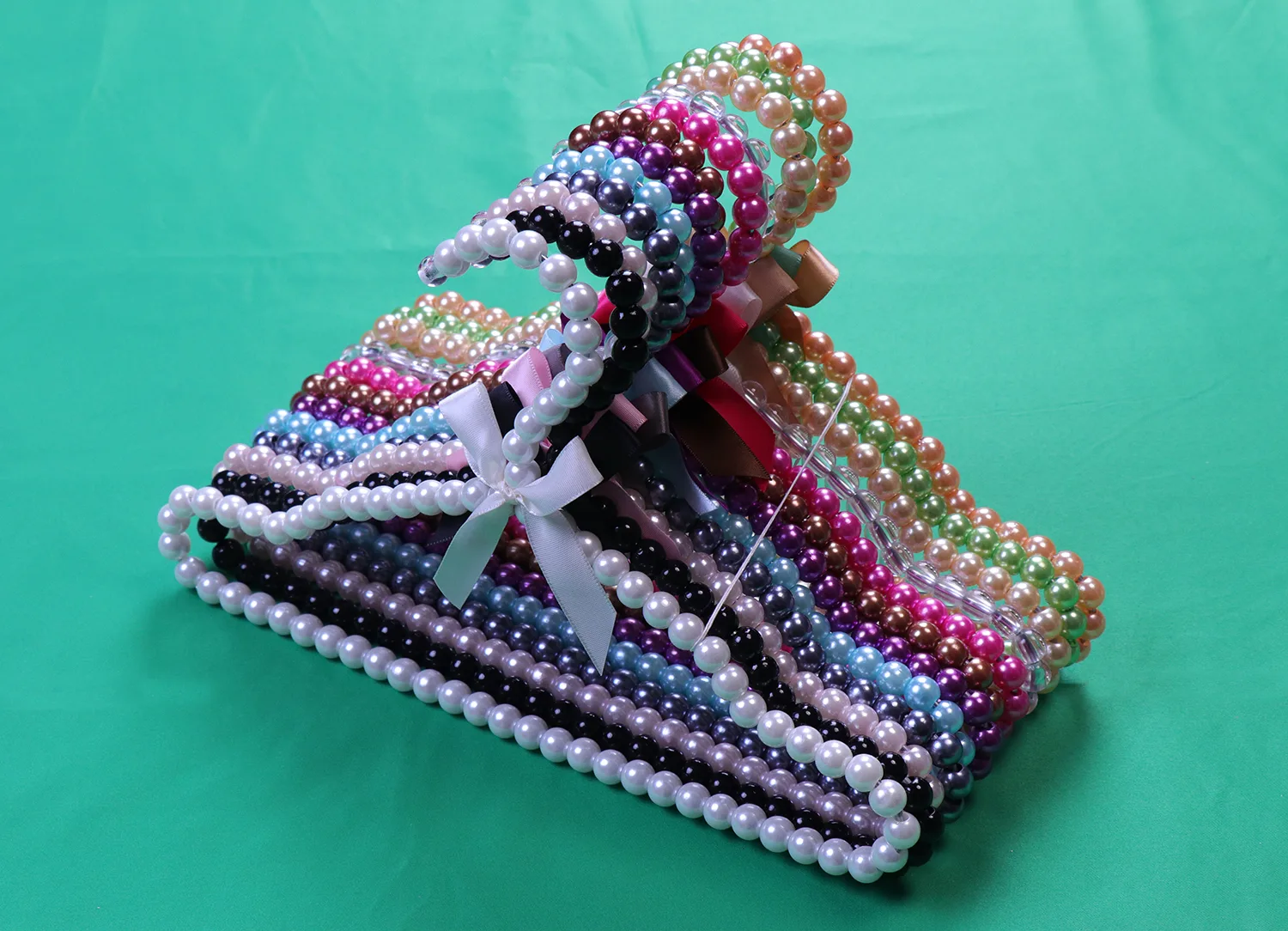 Support à perles pour vêtements d'enfants