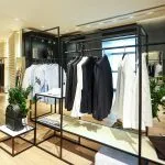 100% Custom Plastic Suit Hanger with Bar (Bulk Order) - immagine 7