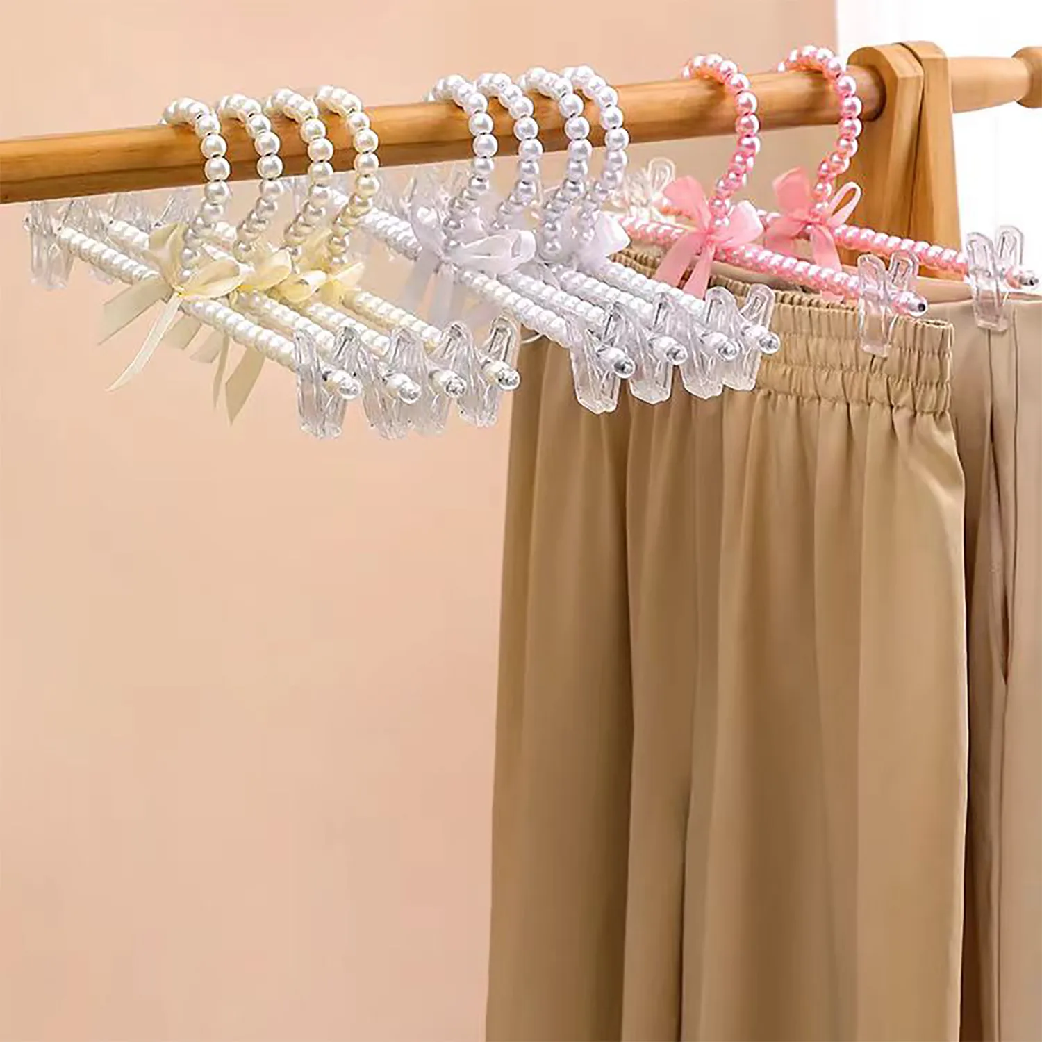 pants hangers with clips
