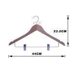 Coat hanger wooden hotel hanger with cross bars and clips - Imagen 3