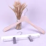 Solid wood hanger burlywood black wood wide shoulder hangers - Imagem 6