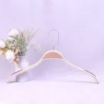 Custom suit hanger adult Zara style wooden hanger – Image 6