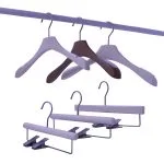 Cintres en plastique antidérapants personnalisés (grain de bois, série haute résistance)