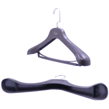 Suit wide should hanger